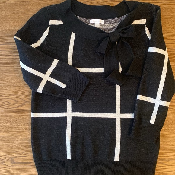 New York & Company Sweater Set - Picture 4 of 8